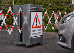 Sonderentwicklung: Mobile Absperrbox