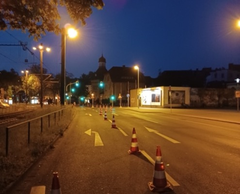 Leitkegel bei Nacht